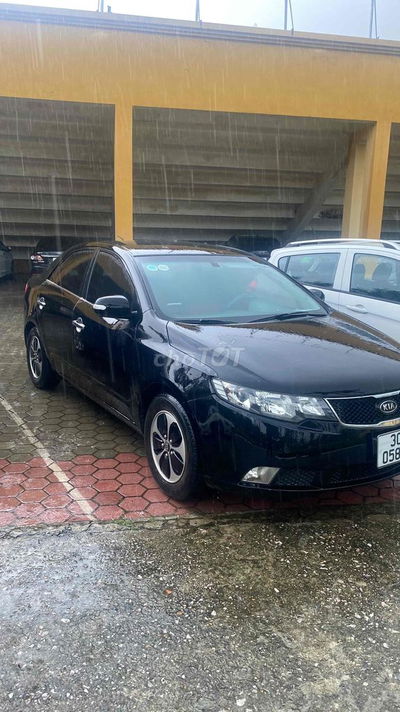 Kia Cerato e bộ đội cần bán nhanh đi công tác