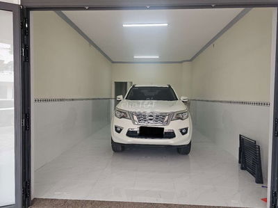 Bán xe nissan Terra 2018 2.5 E đi đúng 44000 km