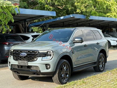 Xe Ford Everest Titanium Plus 2.0L 4x4 AT 2023