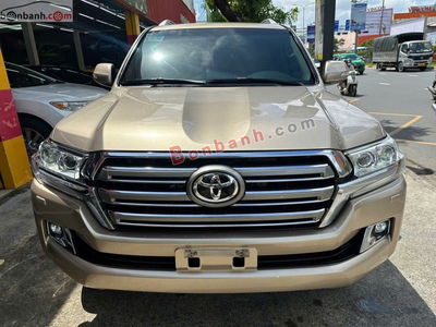 Xe Toyota Land Cruiser VX 4.6 V8 2016