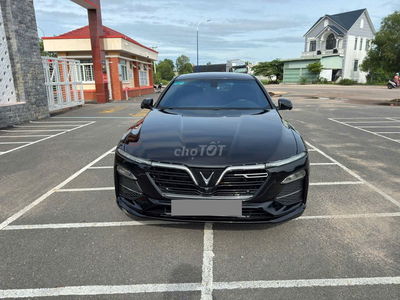 VinFast Lux A2.0 Plus 2.0 AT 2020 - 70000 km