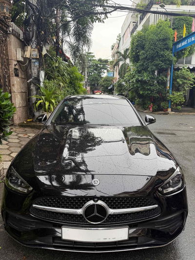 Mercedes Benz C Class 2022 C300 AMG - 23000 km