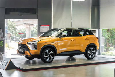 XFORCE ULTIMATE 2025 VÀNG ĐEN MỚI 100% GIÁ XE LƯỚT