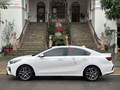 Xe Kia Cerato 1.6 AT Luxury 2020