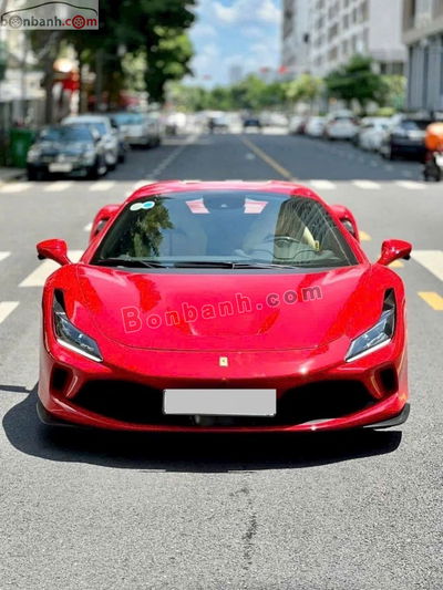 Xe Ferrari F8 Spyder 2021