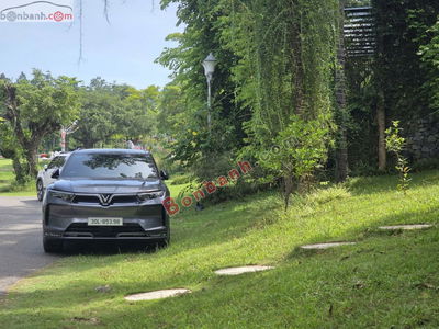 Xe VinFast VF9 Plus 2023