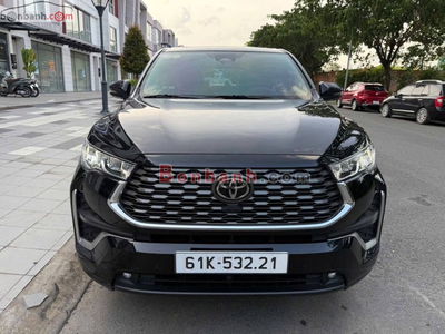 Xe Toyota Innova Cross HEV 2.0 CVT 2025