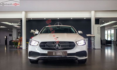 Xe Mercedes Benz E class E180 2025