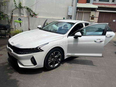 Kia K5 2022 dk 12/2023LUXURY 24888 km - full hãng
