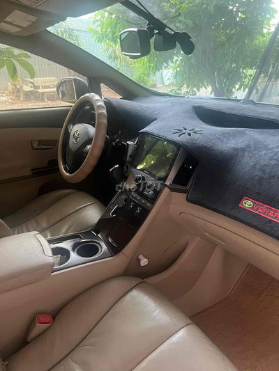 Toyota Venza 2009 3,5 AT,xe nhà su dung,bao dep