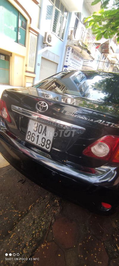 Toyota Corolla Altis 2010 - 30000 km