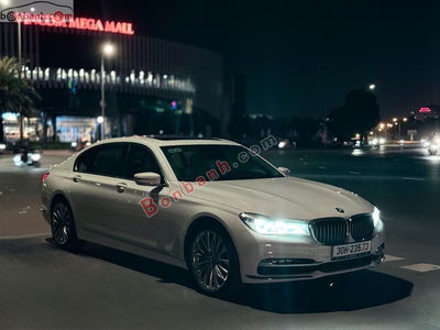 Xe BMW 7 Series 740Li 2018