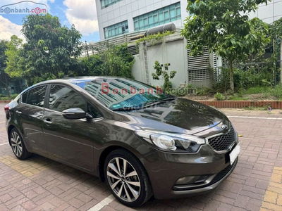 Kia K3 1.6 MT 2015 - 300 Triệu