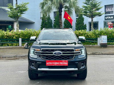 Ford Everest 2024 Titanium 2.0L 4x2 AT - 24000 km