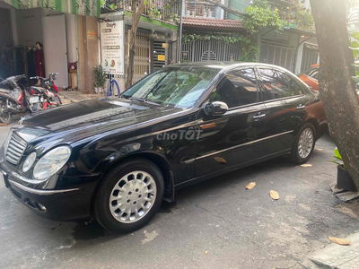 Mercedes Benz e240 w211 2002