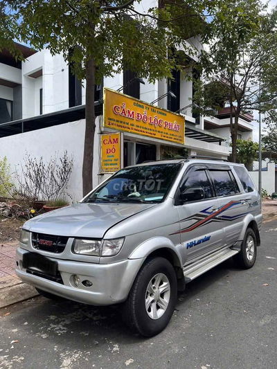 Isuzu Hi lander 2004 - 250000 km