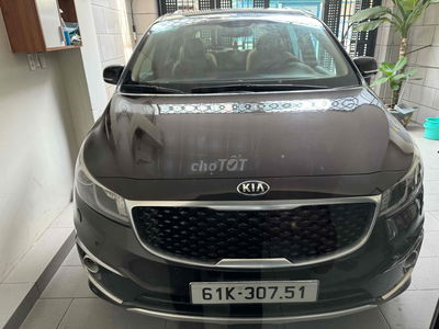 Kia Sedona 2017 2.2 DATH,máy dầu bản Full màu nâu