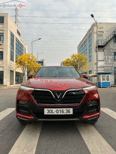 Xe VinFast Lux SA 2.0 Plus 2.0 AT 2019