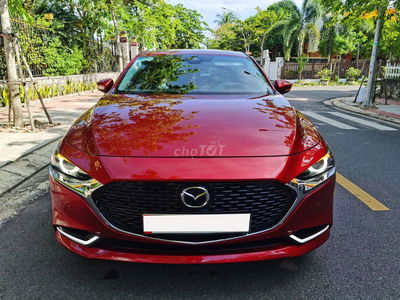 Mazda 3 2022 1.5L Premium - 44000 km nữ sử dụng
