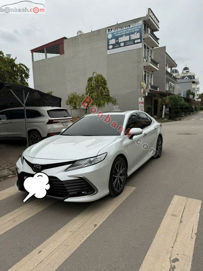 Xe Toyota Camry 2.5Q 2022