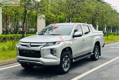 Xe Mitsubishi Triton 4x2 AT Mivec 2021