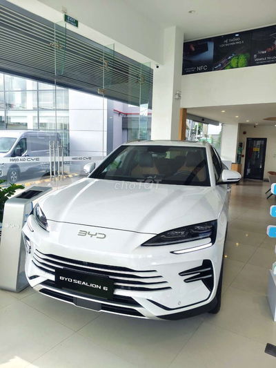 BYD Sealion 6 (Công nghệ của tương lai)