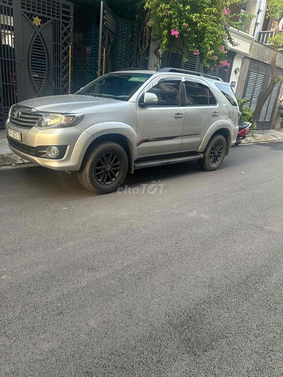 Toyota Fortuner 2016 2.7V 4X2 AT - 160000 km