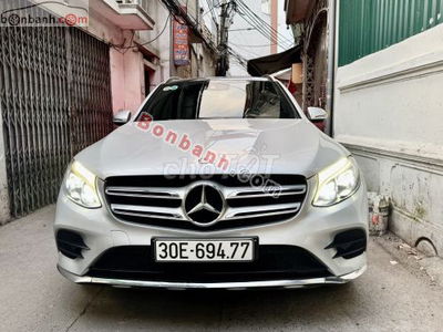Chính chủ bán GLC300 4Matic 2017 chạy 9,9v