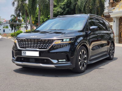 Kia Carnival Signature bản full option gia đình sd
