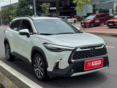 Corolla Cross 2020 1.8V màu trắng đẹp đi ít