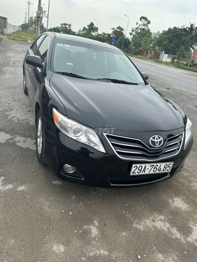 Toyota Camry 2009 LE 2.5 - 200000 km