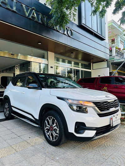 Kia Seltos 2021 Deluxe 1.4 - 65000 km