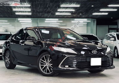 Xe Toyota Camry 2.0Q 2022