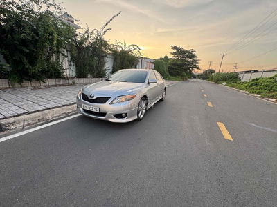 Toyota Camry 2010 SE 2.5 - 97000 km