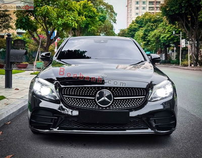 Xe Mercedes Benz C class C300 AMG 2019