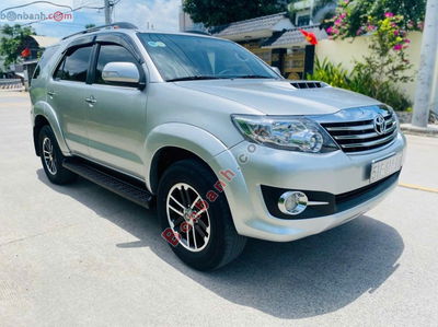 Xe Toyota Fortuner 2.5G 2016