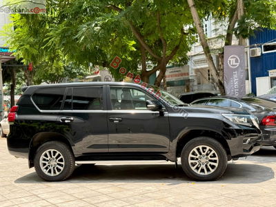 Xe Toyota Prado VX 2.7L 2020