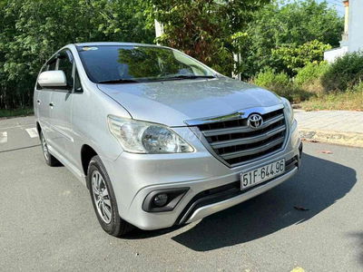 Toyota Innova 2016 - 130000 km