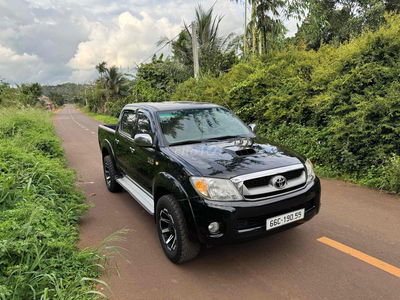 Toyota Hilux 2009 3.0G - 2 cầu số sàn bản G