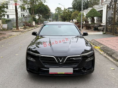Xe VinFast Lux A 2.0 Tiêu chuẩn 2022