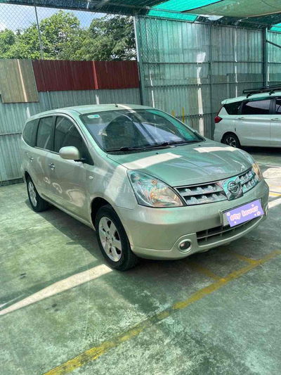 Nissan Livina 2011 7 chổ ngồi Xe nhật siu bền