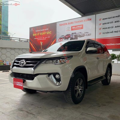 Xe Toyota Fortuner 2.7V 4x2 AT 2020