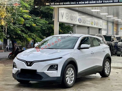 Xe VinFast VF6 S 2024