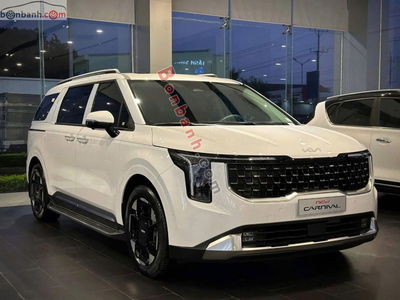 Xe Kia Carnival Signature 2.2D 2025