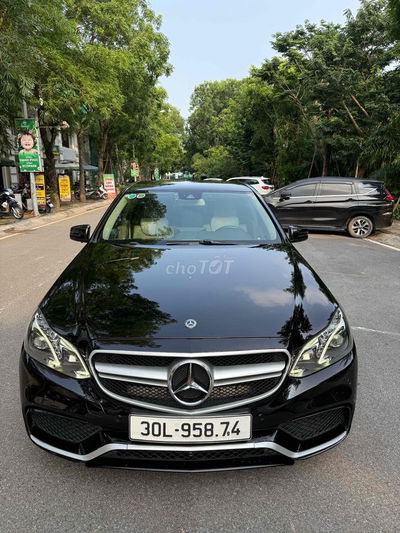 Mercedes Benz E Class 2014 E200 - 14000 km