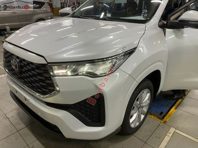 Xe Toyota Innova Cross 2.0 CVT 2025