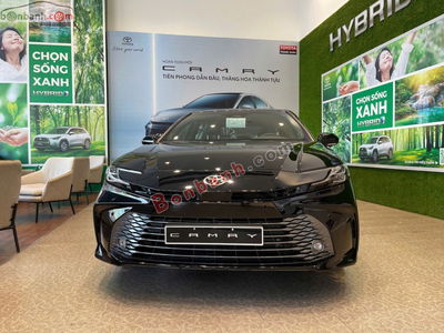 Xe Toyota Camry 2.5 HEV Mid 2025