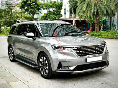 Xe Kia Carnival Signature 3.5G 2024