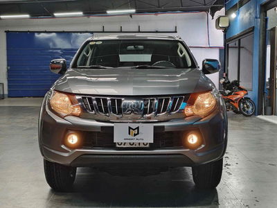 Mitsubishi Triton 2015 4x2 AT - 60000 km