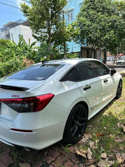 Honda Civic 2023 RS 1.5 AT - 11000 km